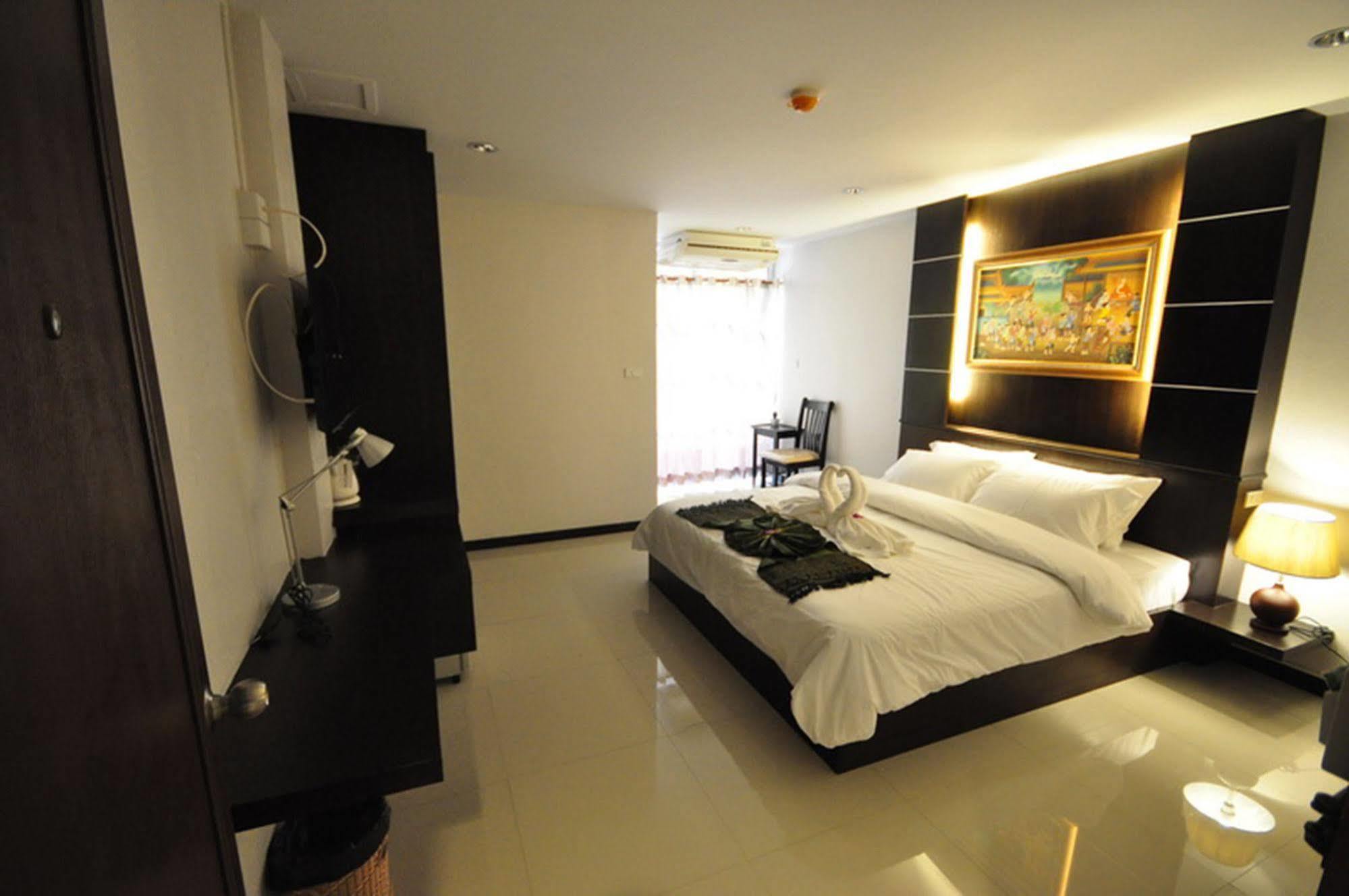 The Next Grand Hotel Khon Kaen Exterior foto